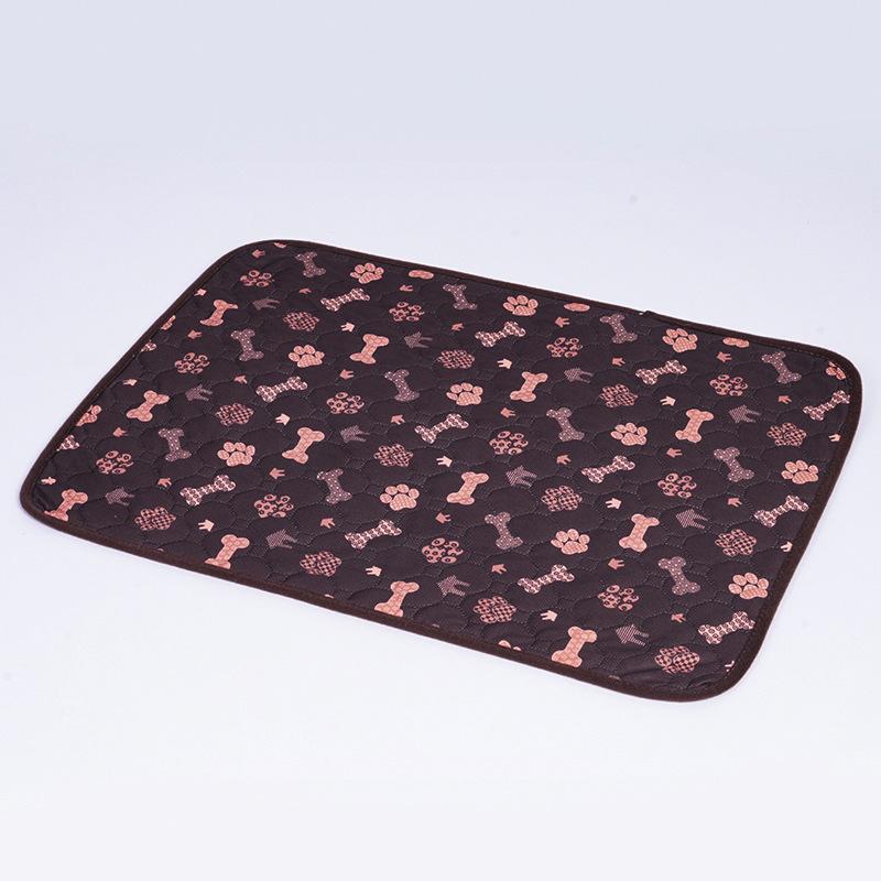 Breathable Absorbent Dog Training Pads Are Machine-washable Non-slip And Designed To Prevent Accidents